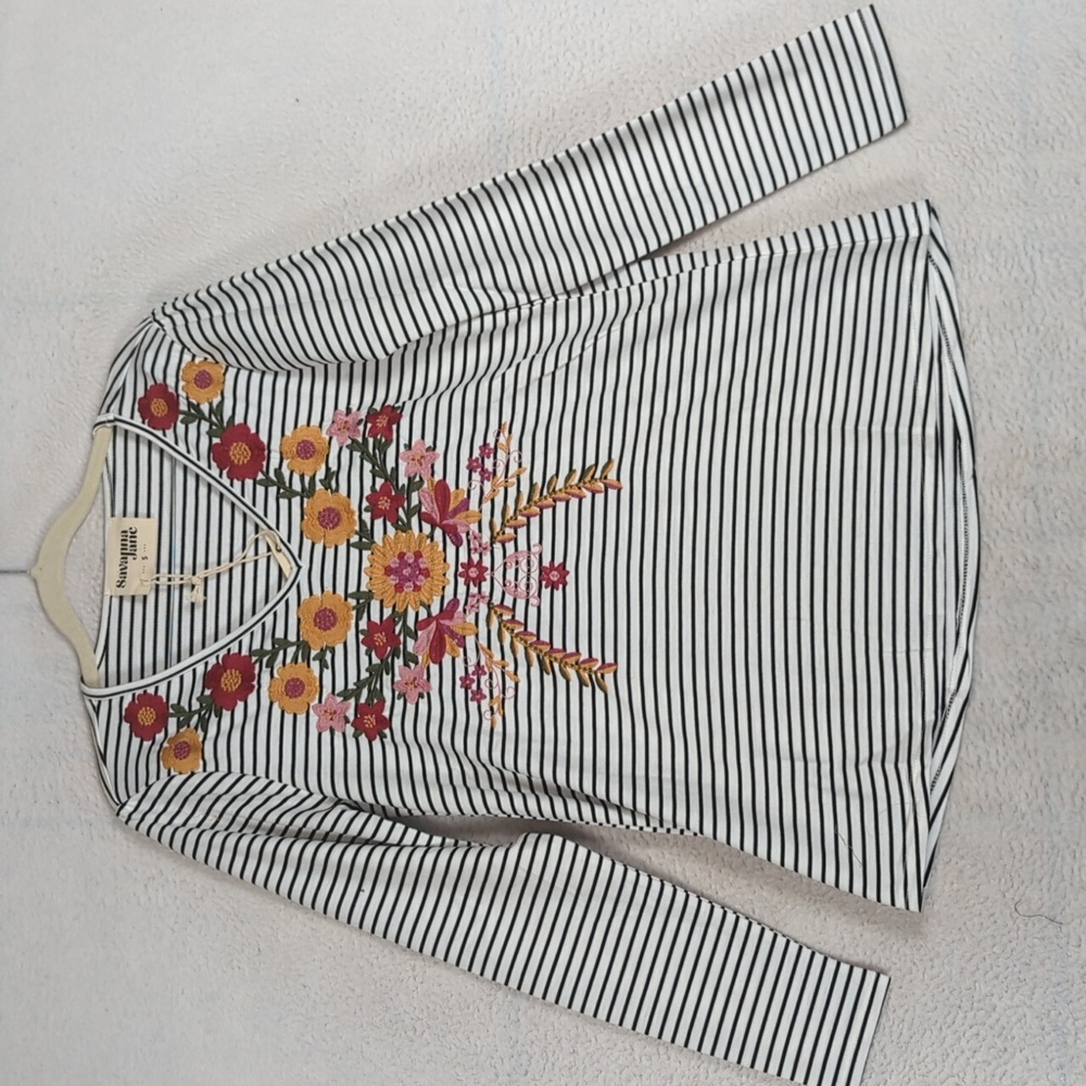 Savanna Jane Women's‎ Striped Floral Embroidery Long Sleeve Shirt Size S